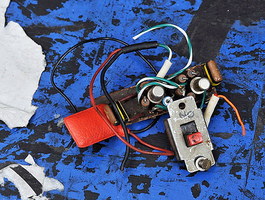 Loose circuit board from Brian May's Vox Distortion Booster