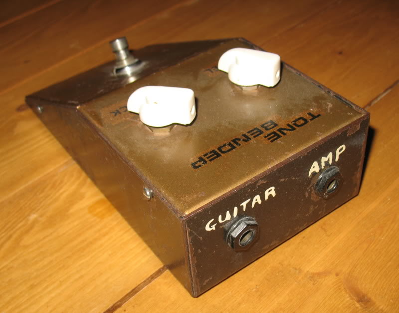 A very early metal-bodied Tone Bender MKI. (Photo credit: S. Castledine)