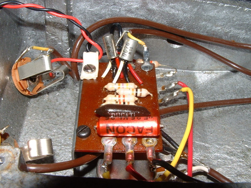 Circuit board inside an Italian-built Vox Tone Bender v828