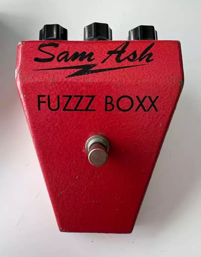 Sam Ash Fuzzz Boxx. (Photo credit: J. Scott)